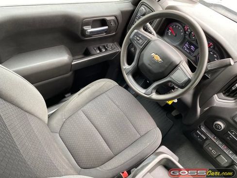 Used 2022 Chevrolet Silverado 1500 Custom AWD/4WD image 17