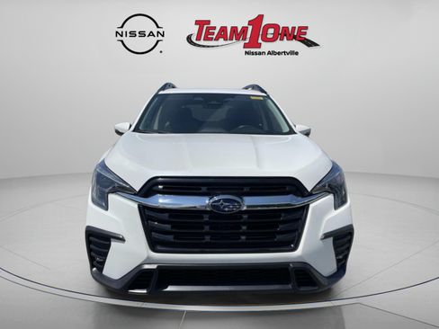 Used 2023 Subaru Ascent Limited AWD/4WD image 2