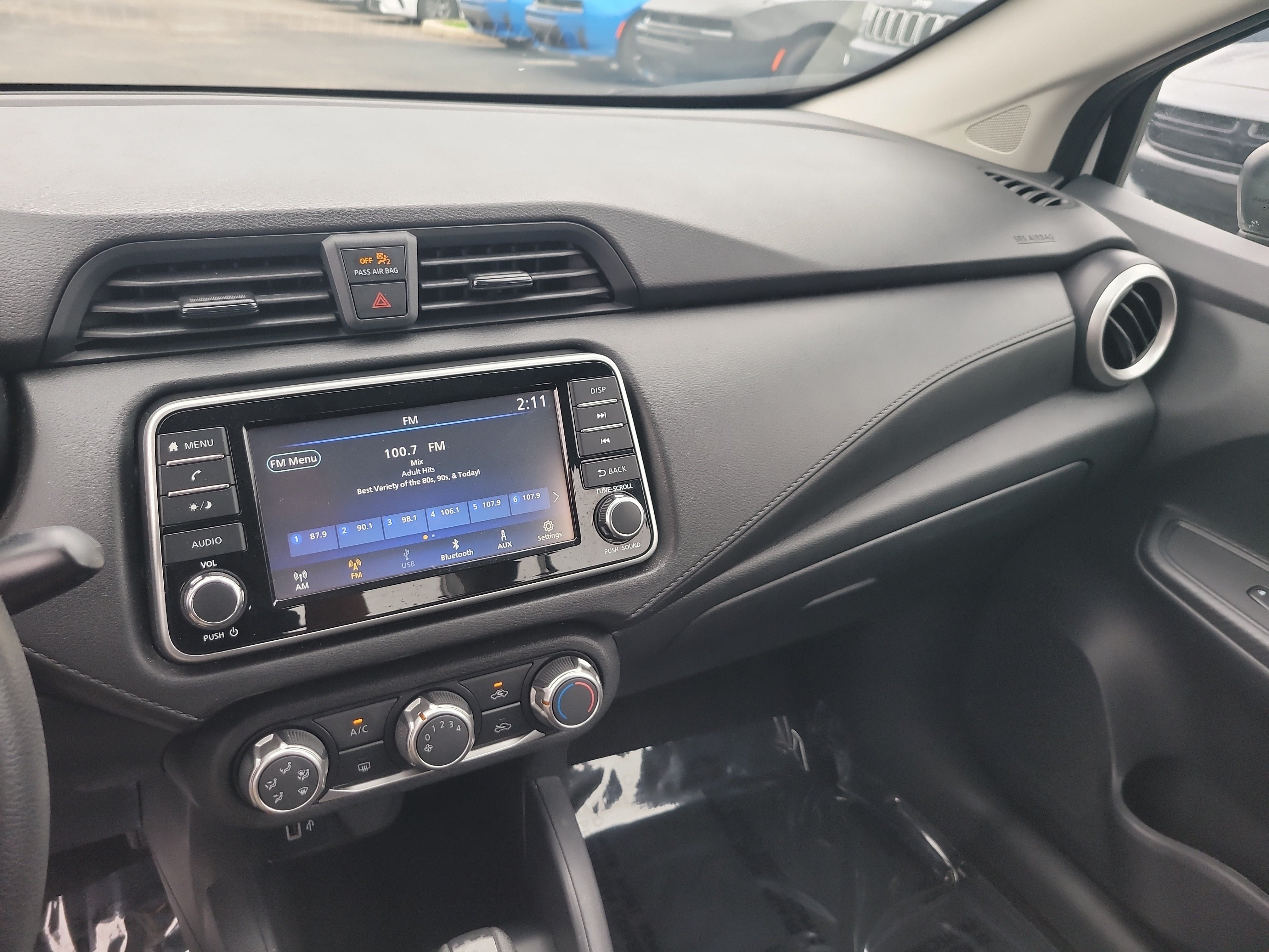 Used 2023 Nissan Versa S w/ Trunk Package FWD image 19