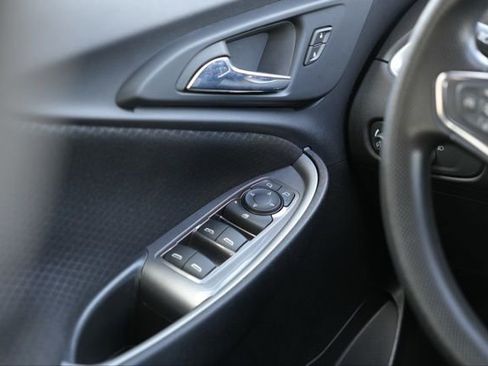 Used 2024 Chevrolet Malibu LT image 19