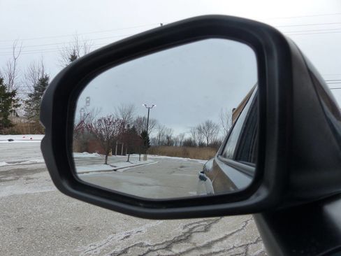 Used 2025 Honda HR-V EX-L image 46