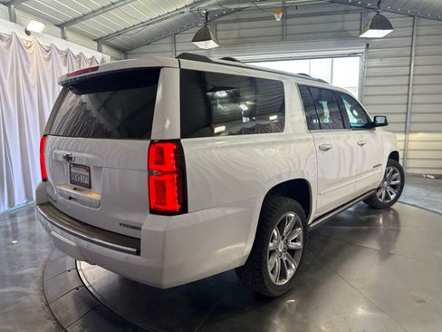 Used 2019 Chevrolet Suburban Premier AWD/4WD image 4