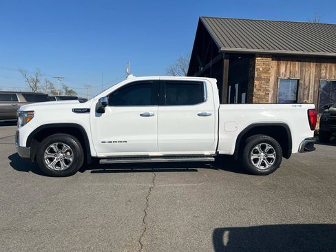 Used 2020 GMC Sierra 1500 SLT AWD/4WD image 2