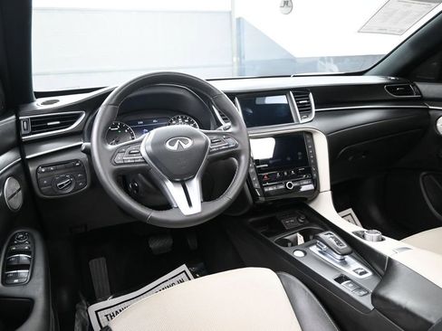 Used 2025 INFINITI QX55 Essential AWD/4WD image 29