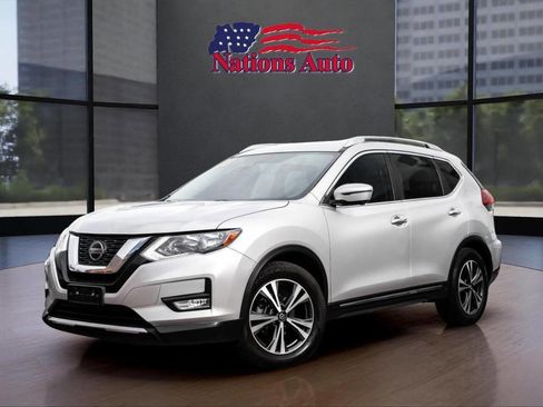 Used 2018 Nissan Rogue SL image 1