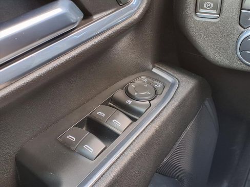 Used 2024 GMC Sierra 2500 SLE w/ SLE Value Package; image 38