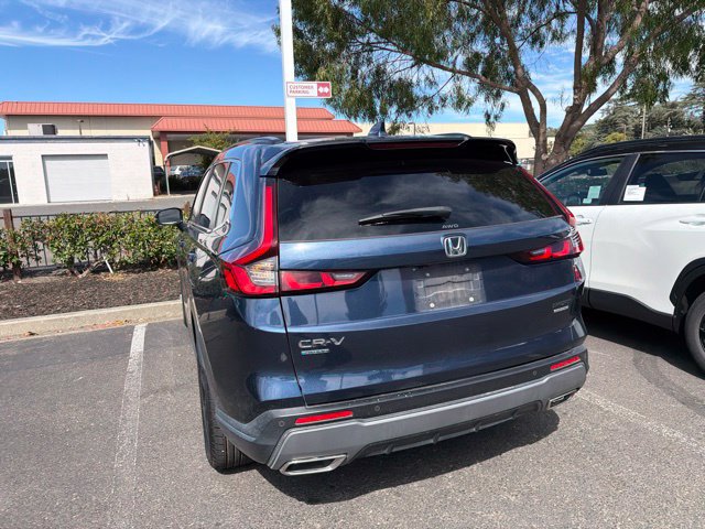 Used 2024 Honda CR-V Sport Touring image 9