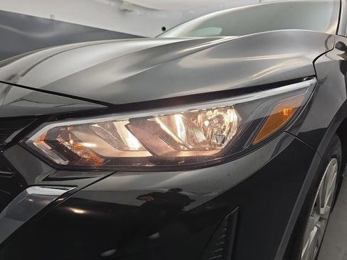 Used 2025 Nissan Sentra S FWD image 14