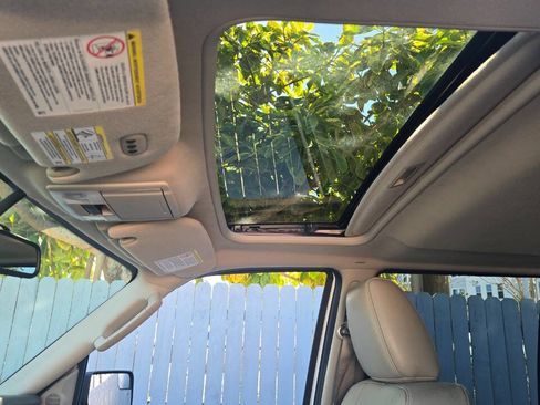 Used 2012 Ford Expedition Limited image 7