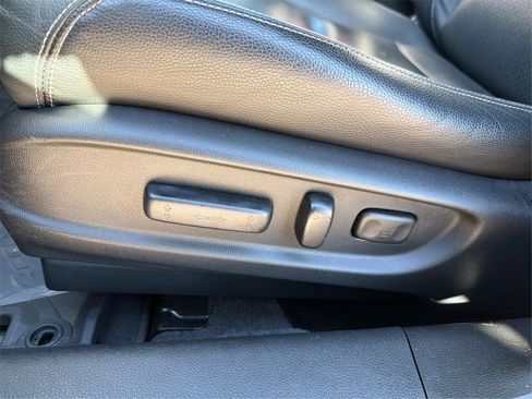 Used 2017 Honda Accord Touring image 20