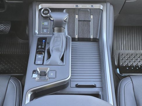 Used 2025 Lexus GX 550 Premium Package w/ Cold Area Package image 27