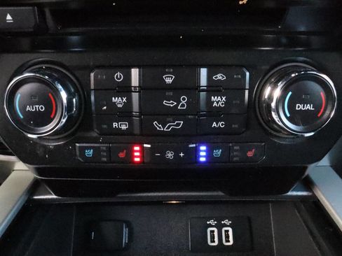 Used 2016 Ford F150 Lariat image 5