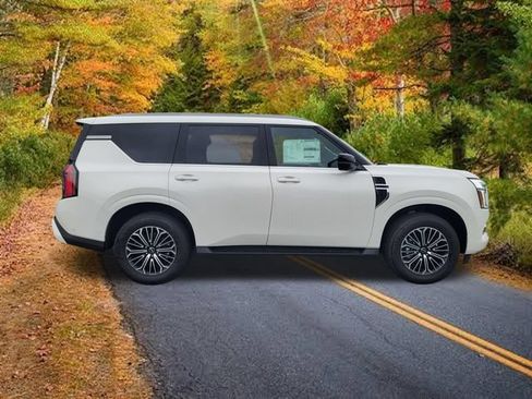 New 2026 Nissan Armada SL w/ Captain's Chari Seat Package AWD/4WD image 2
