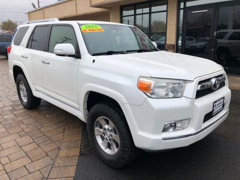 Used 2012 Toyota 4Runner SR5 image 7