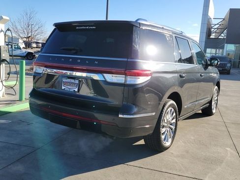 Certified 2023 Lincoln Navigator 4WD image 3