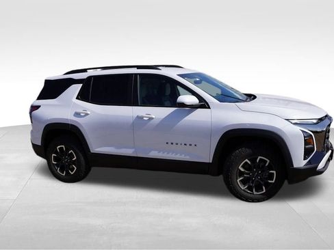 New 2026 Chevrolet Equinox ACTIV w/ Safety and Technology Package AWD/4WD image 2