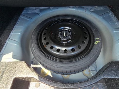 Used 2019 Chevrolet Impala LS image 23