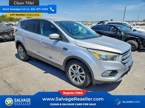 Used 2017 Ford Escape SE FWD image 5
