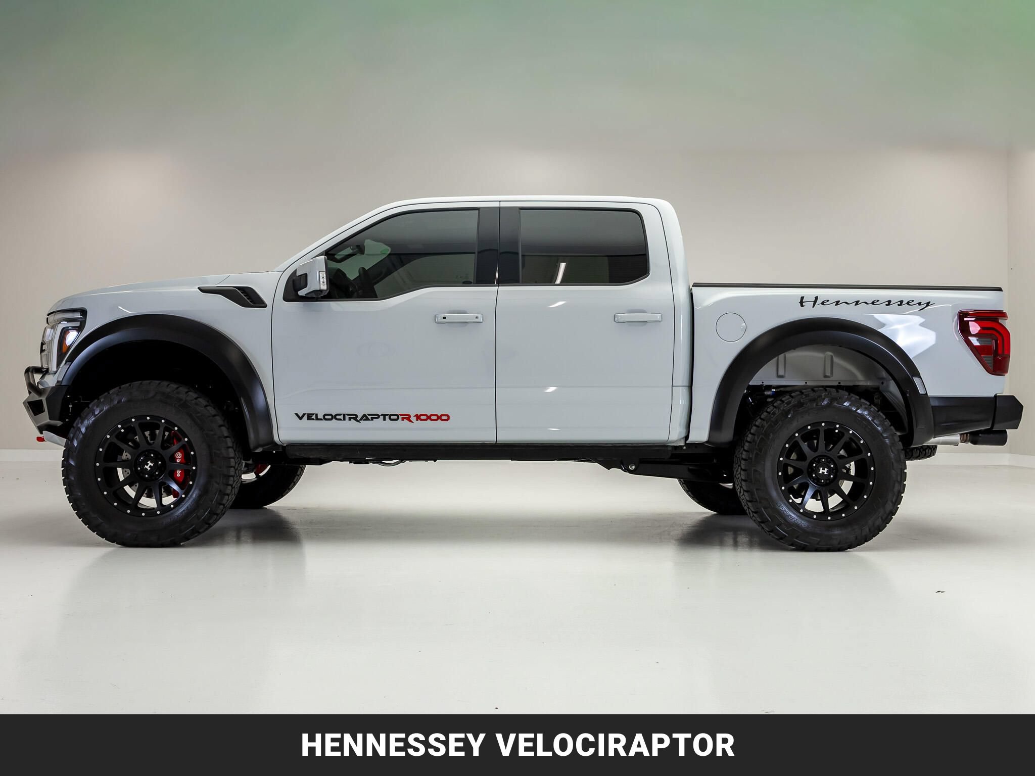 Used 2025 Ford F150 Raptor w/ Equipment Group 803A Raptor R AWD/4WD image 5