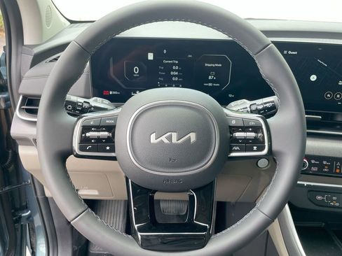 New 2026 Kia Carnival SX image 41