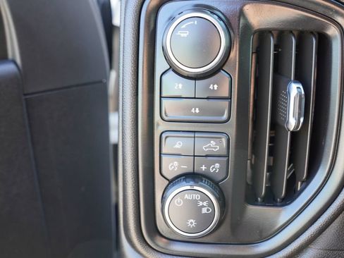 Certified 2024 Chevrolet Silverado 2500 Custom w/ Custom Value Package AWD/4WD image 24