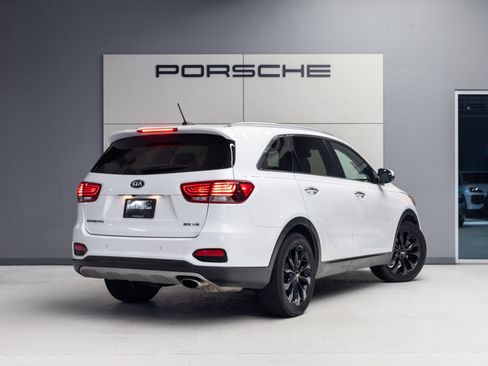 Used 2020 Kia Sorento EX FWD image 7