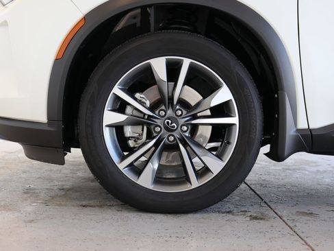 Certified 2025 INFINITI QX60 Luxe image 50