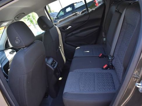 Used 2023 Chevrolet Equinox LT FWD image 19