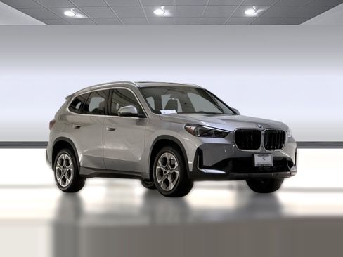 Certified 2023 BMW X1 xDrive28i w/ Convenience Package image 7