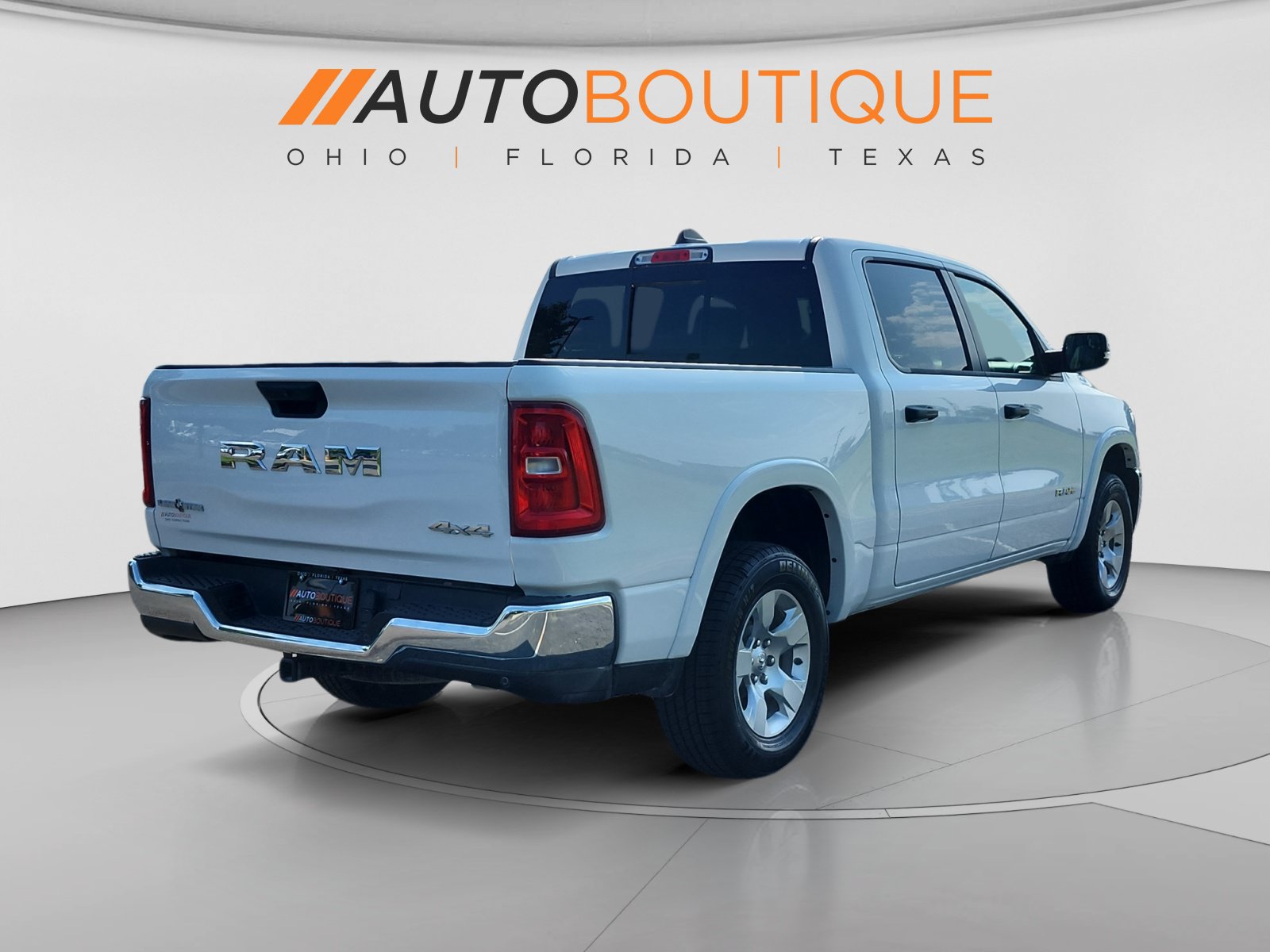 Used 2025 RAM 1500 Lone Star AWD/4WD image 5