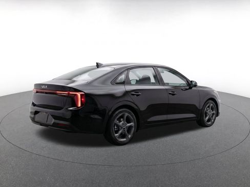 Used 2025 Kia K4 FWD image 9