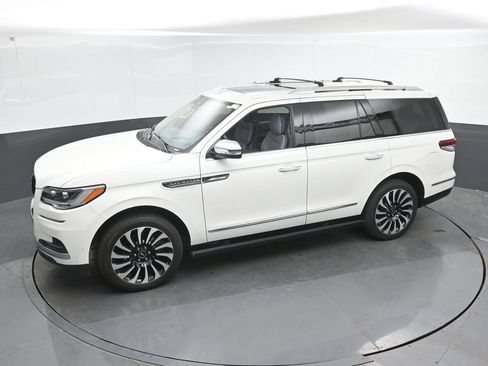 Used 2022 Lincoln Navigator Black Label AWD/4WD image 36