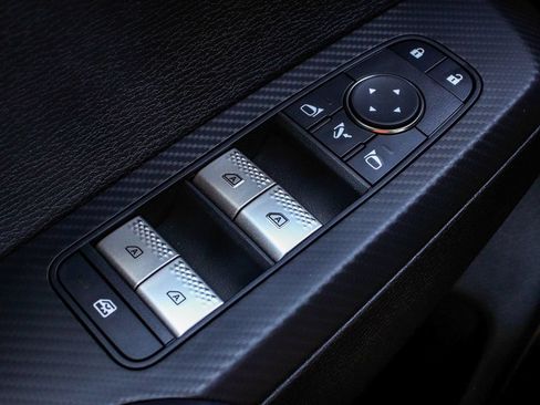 New 2026 Mitsubishi Outlander SEL Black Edition AWD/4WD image 10