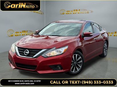 Used 2016 Nissan Altima 2.5 SL w/ 2.5 Technology Package