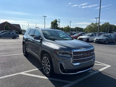 Used 2021 GMC Acadia Denali w/ Denali Ultimate Package AWD/4WD image 1