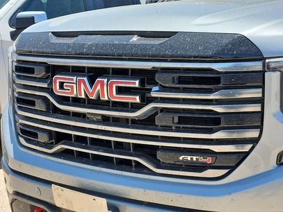Used 2025 GMC Sierra 1500 AT4 w/ AT4 Premium Package