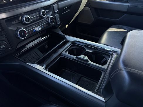 Used 2023 Ford F250 Lariat w/ Black Appearance Package image 20