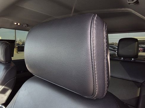 Used 2023 Ford F150 Lariat image 23