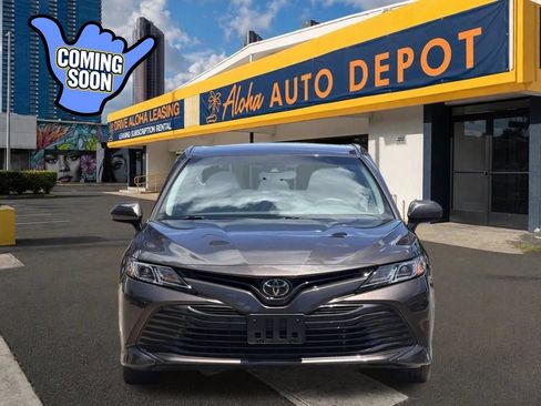 Used 2018 Toyota Camry LE FWD image 7