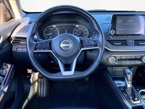 Used 2024 Nissan Altima 2.5 SR image 8