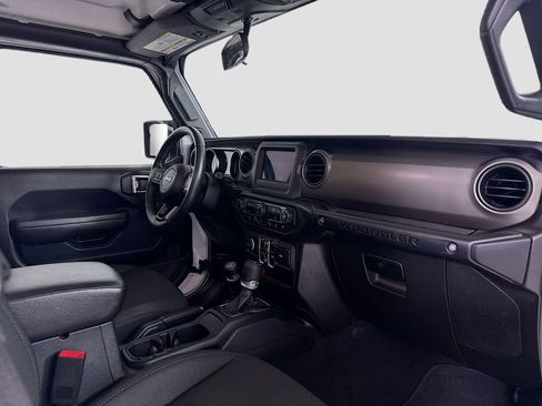 Used 2020 Jeep Wrangler Unlimited Sport w/ Technology Group image 21