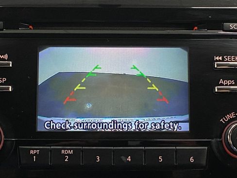 Used 2015 Nissan Rogue SV FWD image 22