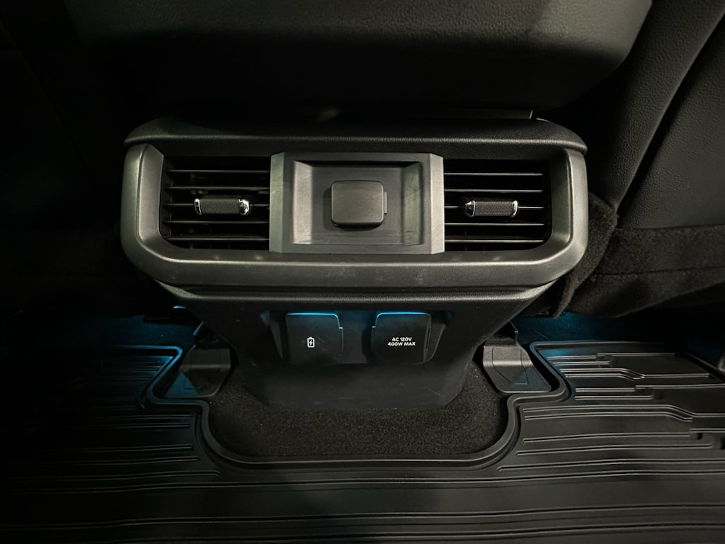 Used 2024 Ford F150 Lariat AWD/4WD image 19