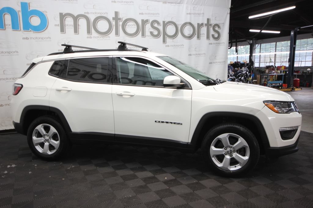 Used 2020 Jeep Compass Latitude AWD/4WD image 9
