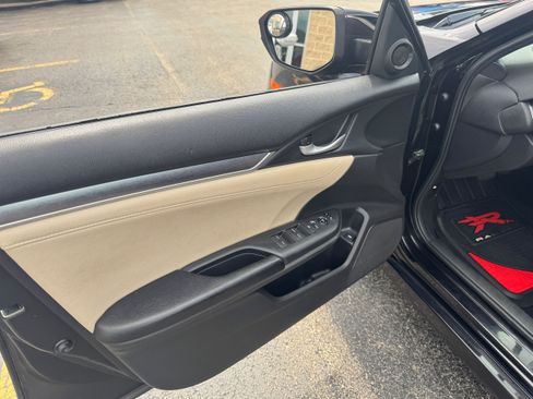 Used 2016 Honda Civic EX-L image 7