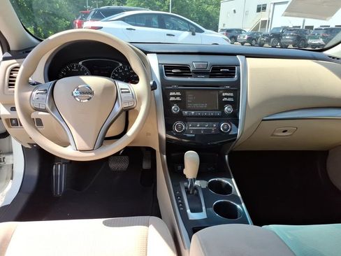 Used 2015 Nissan Altima 2.5 S w/ Power Driver Seat Package FWD image 6