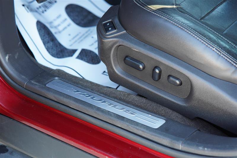 Used 2013 Ford Taurus SHO AWD/4WD image 71