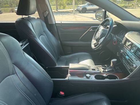 Used 2019 Lexus RX 350L AWD image 9