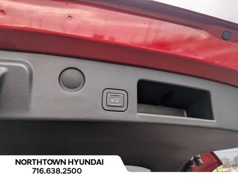 Used 2025 Chevrolet Equinox LT w/ Convenience Package II image 39