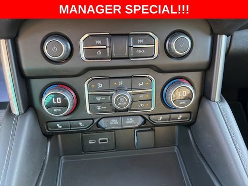 Used 2023 Chevrolet Tahoe Z71 AWD/4WD image 33